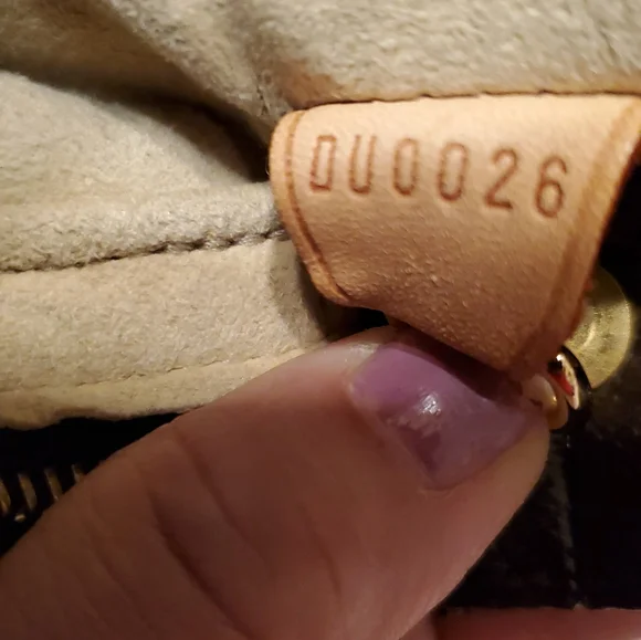 Louisvitton gm looping bag - Picture 4 of 5